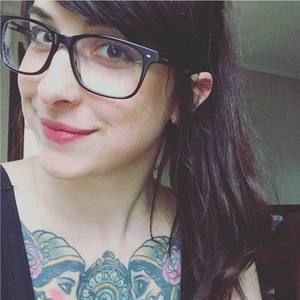 Meet your Posher, Andrea